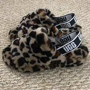 UGG Womens Fluff Yeah Leopard Slide